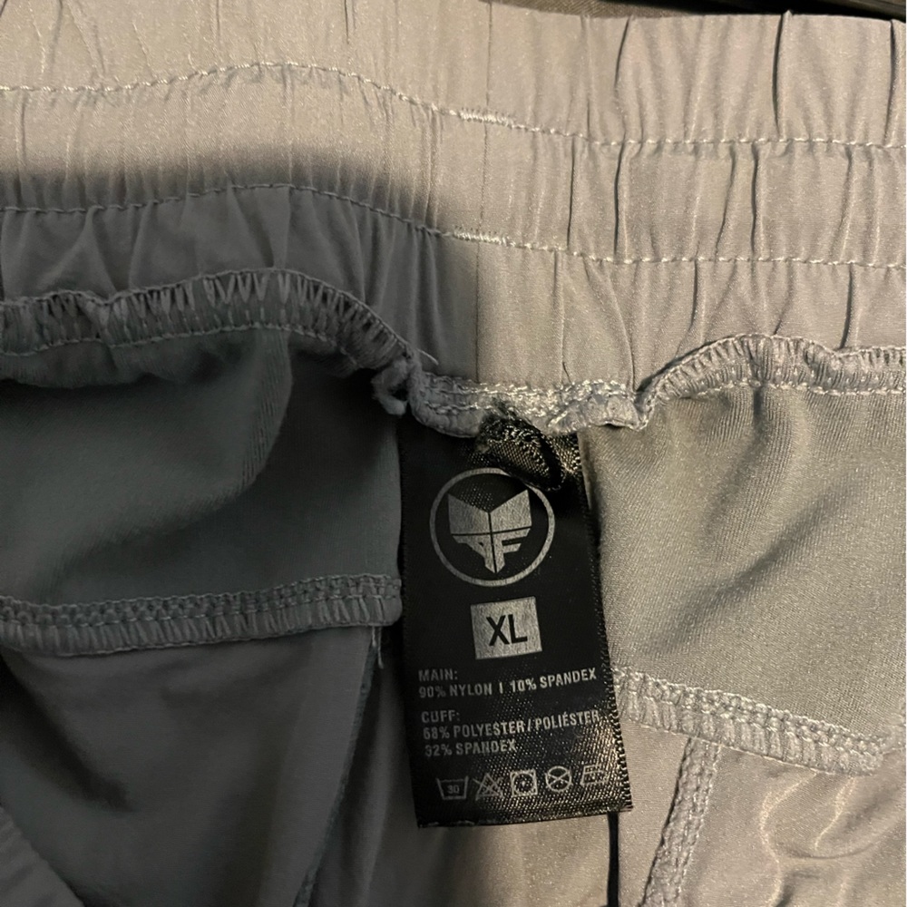 Alpha Forward Jogger - Picture 3 of 3